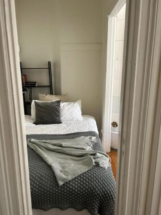 Stockholm Loft Haven 3 Beds In A 1- Bedroom Gem - 917 מראה חיצוני תמונה