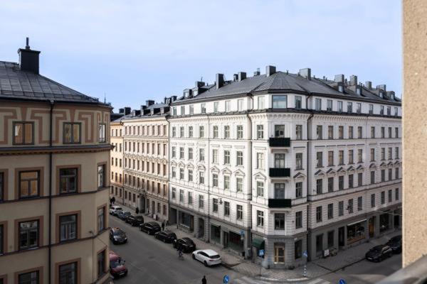 Stockholm Loft Haven 3 Beds In A 1- Bedroom Gem - 917 מראה חיצוני תמונה