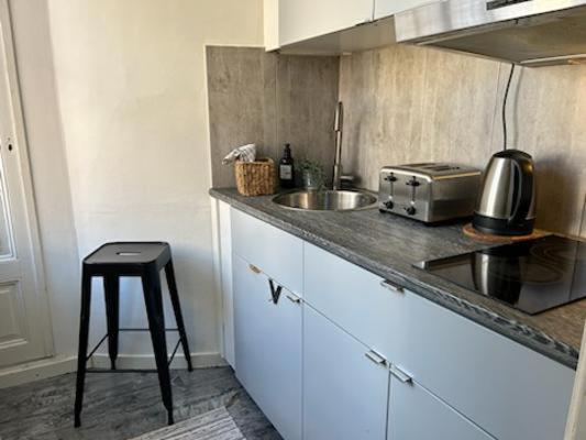 Stockholm Loft Haven 3 Beds In A 1- Bedroom Gem - 917 מראה חיצוני תמונה